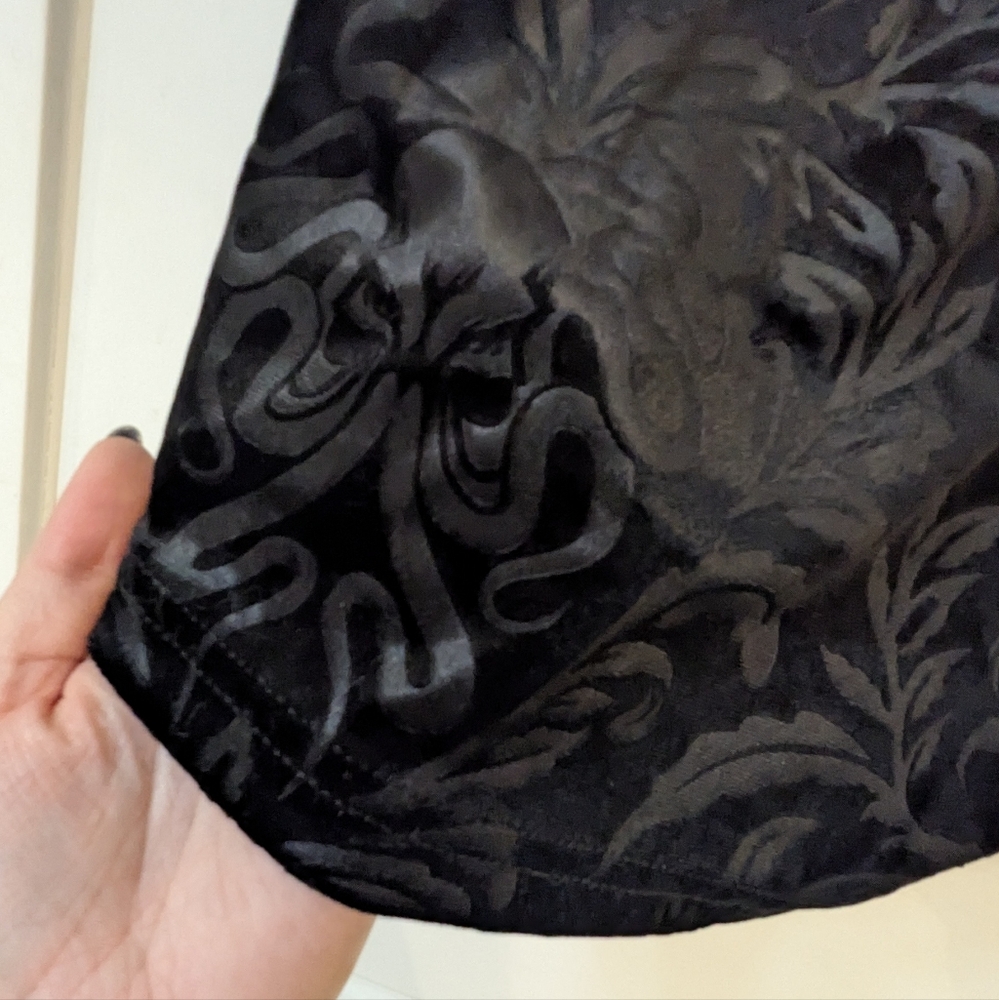 Velvet top - Picture 2 of 3